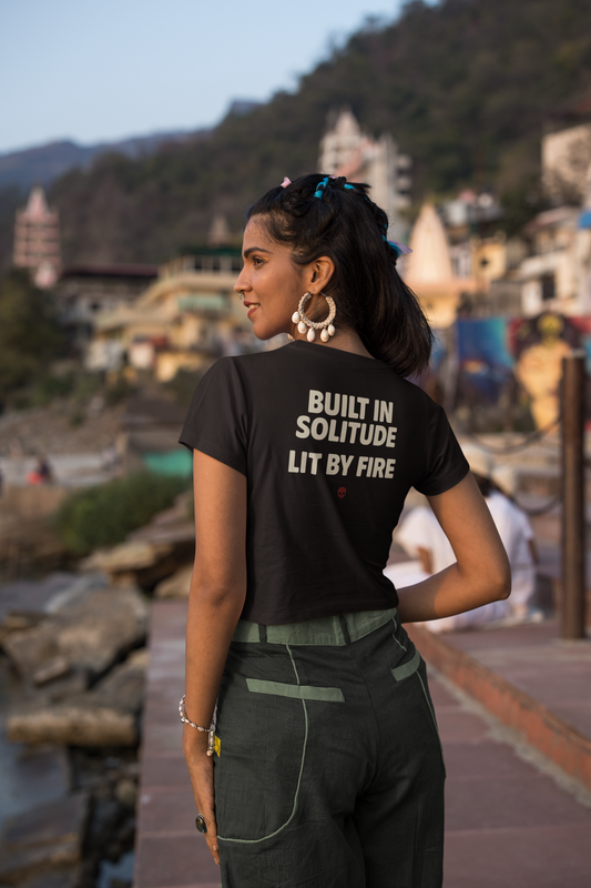 Built in Solitude Cropped Tee